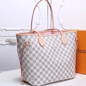 Meet your Posher, Belicia